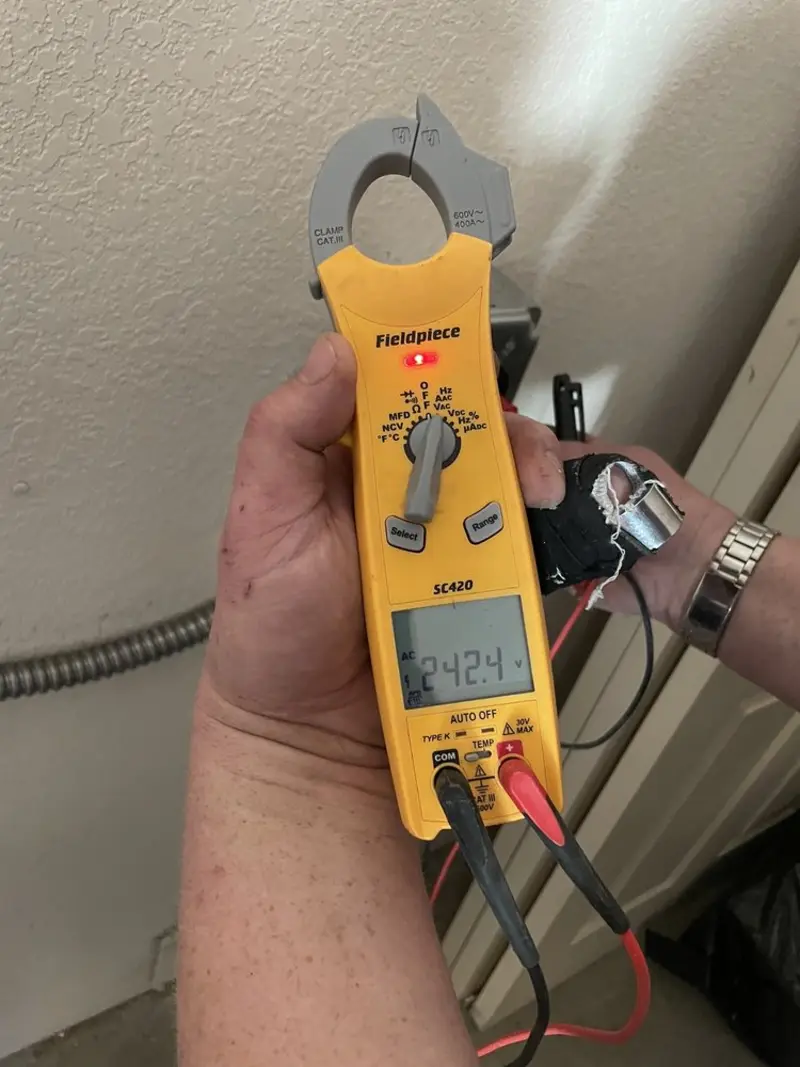 Voltage testing with clamp meter during Aluminum Wiring Replacement in Lake of the Pines
